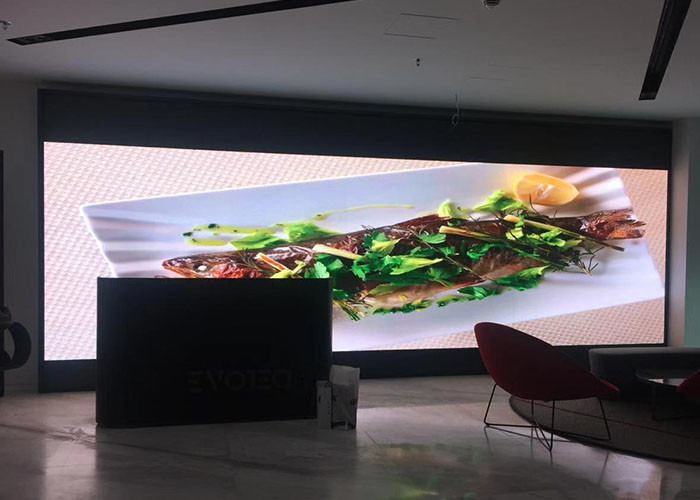 Conference Room Small Pitch LED Display Indoor SMD1212 With Magnet Module
