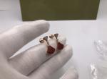 earring in 18 kt gold