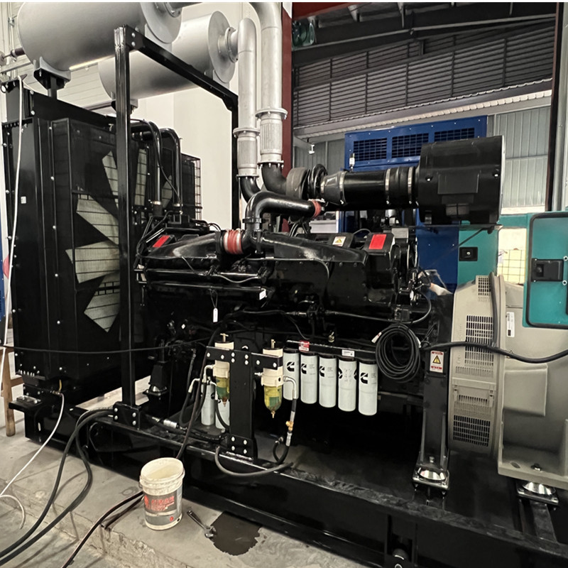 12-Cylinder Open Frame Diesel Generators Silent Running Diesel Generators Outdoor Diesel Generator