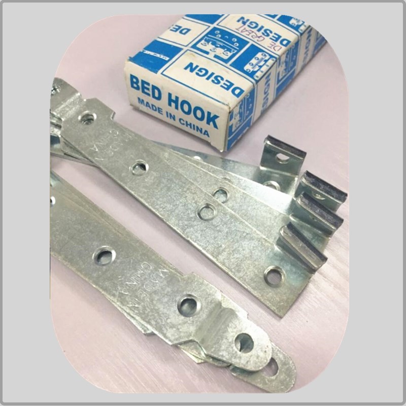 Yellow Zinc Color Screw Hook Hinge , 6 Inch Strap Hinges Customized Size