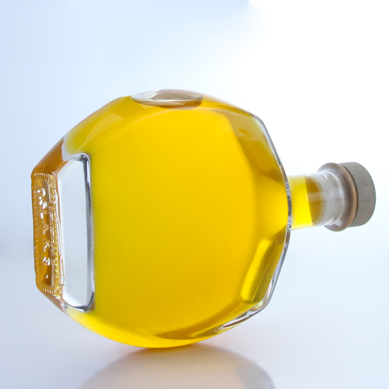 Customized Logo Glass Collar Spirit Bottle for Whisky Vodka Tequila Gin Rum supplied