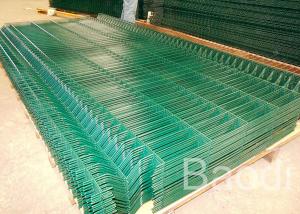 Quality Backyard Triangle Curved Welded Steel Fence Panels , Vinyl Spray Panels For Machine Protection wholesale
