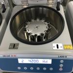 Medical Equipment Tabletop Self Balancing Centrifuge L500-A Low Speed With