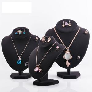 Quality Varnishing Printed Black Velvet Necklace Display Hook Mannequin Display Form wholesale