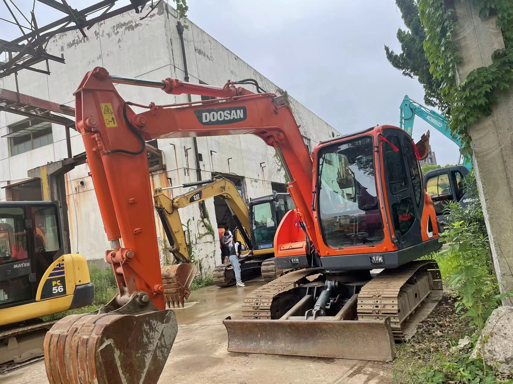 Doosan DX75-9C Second Hand Mini Excavator 2017 Year Visibility And Safety