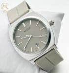 ODM Fashion Sport Minimalist Niche Silicon Strap Watch With Stainless Steel Case
