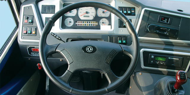 Dongfeng 10-23 Seat CNG Mini Coach Bus Comfortable and Spacious for 10-23 Passengers