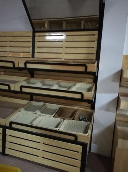 Supermarket Wooden Retail Display Shelves Fruits And Vegetables Display Rack