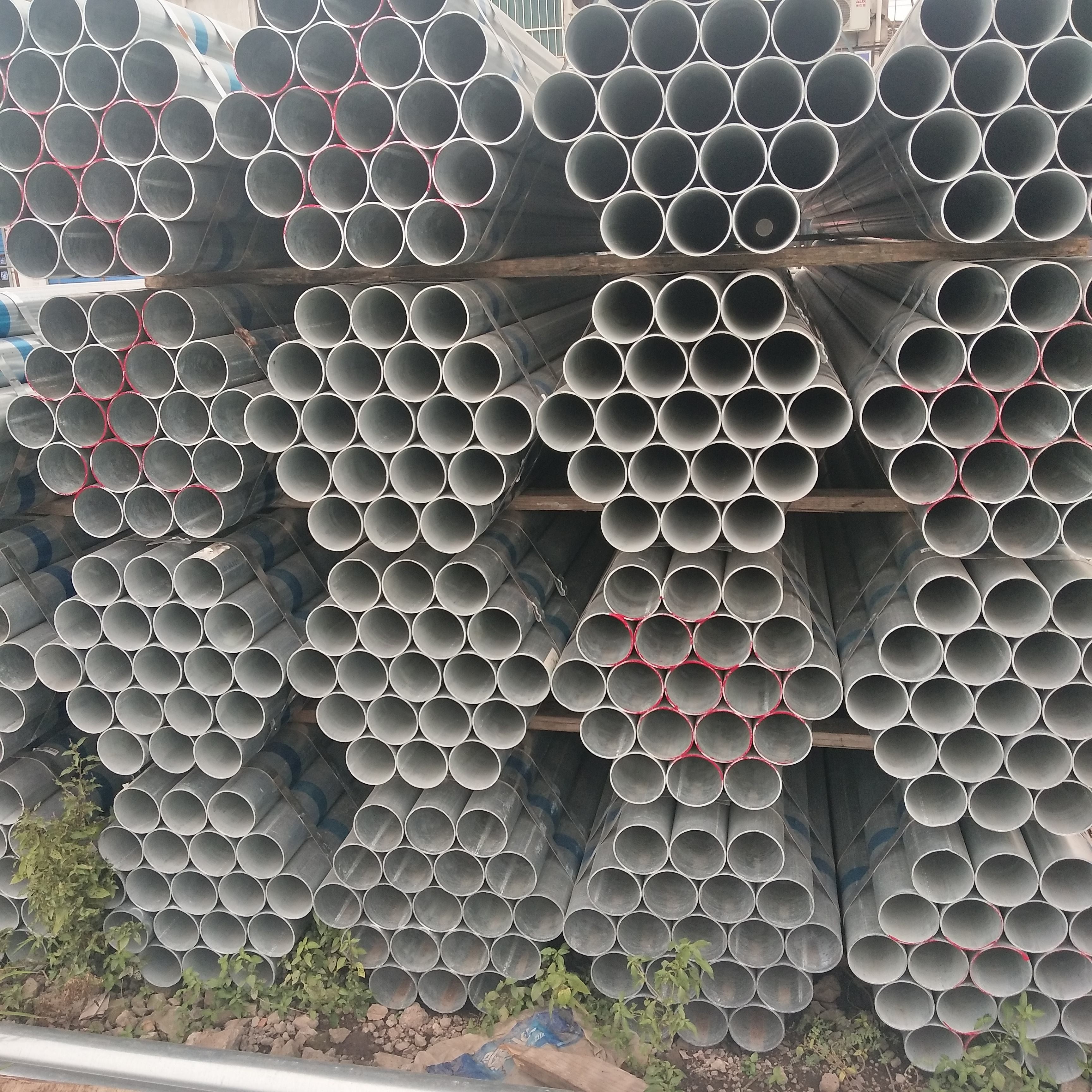 Seamless Galvanized Line Pipe ASTM A106 A333 A53 ERW Carbon Steel Round Hot Rolled 4 Inch Pipe