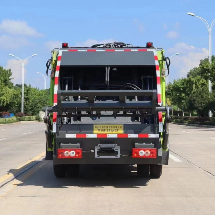 Foton Euro 4 Rear Loader Garbage Truck Diesel Garbage Truck With Compactor