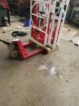 Flexible Pneumatic Electric Lift Tables 500mm Adjustable Height Range ISO9001