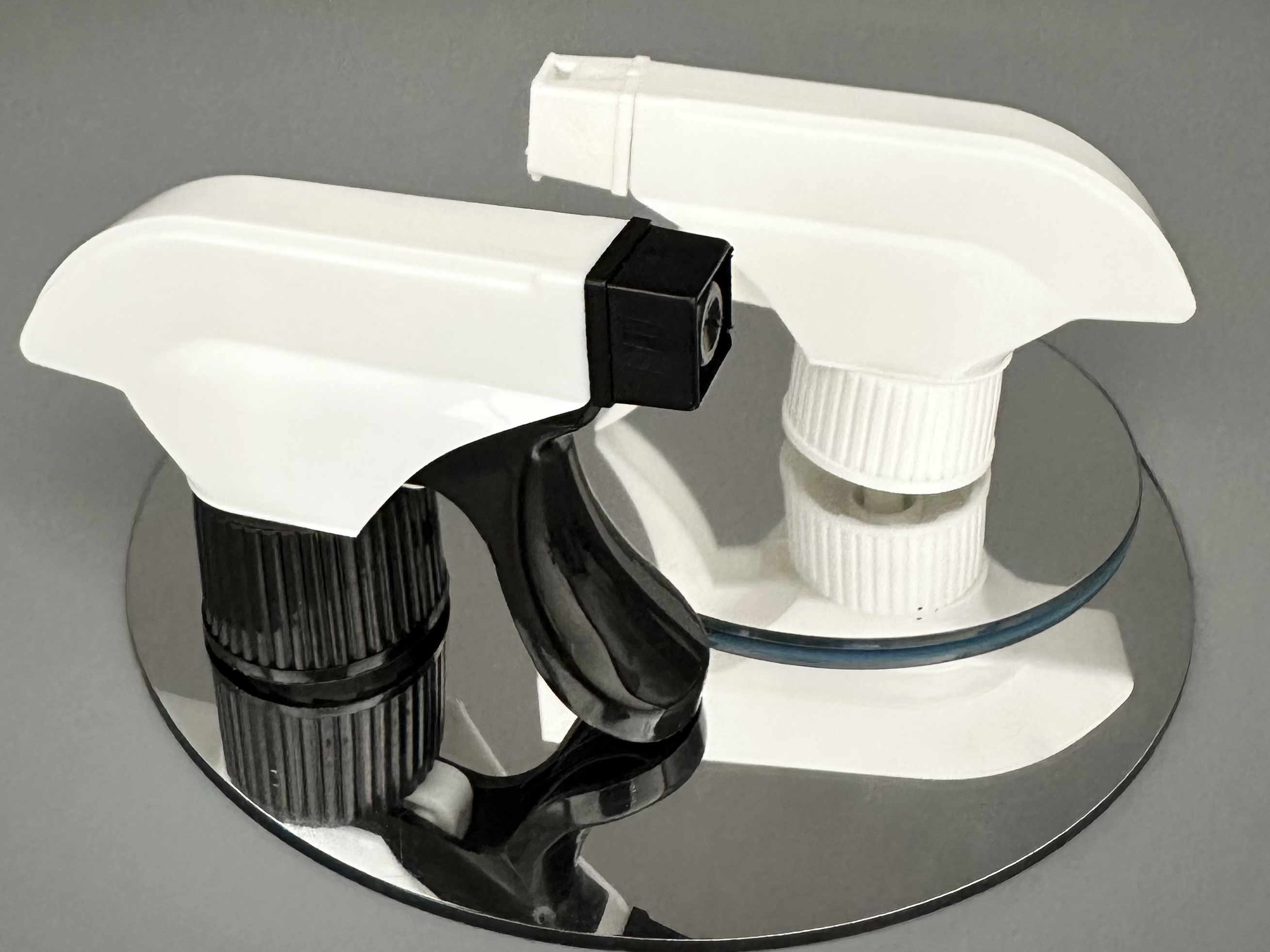 Non Spill Plastic Colorful Trigger Sprayer Variety Shapes for Home Cleaning Efficiency