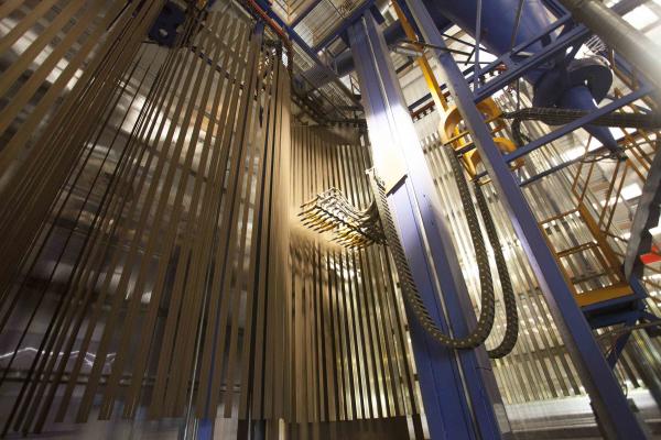 Saudi LPG Heating System Metal Booth Aluminium Profiles Vertical Powder Coating