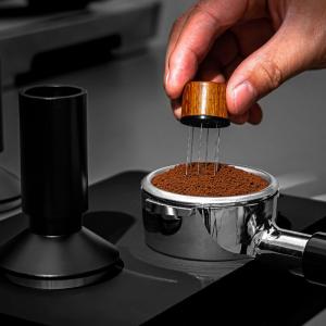 Quality Wooden Constant Pressure Coffee Tamper Stirrers Needle Distributor Espresso WDT Tools wholesale