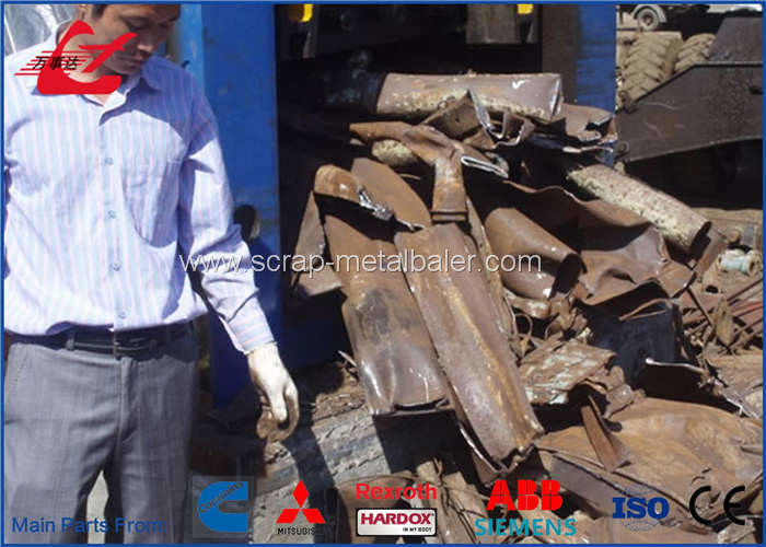400Ton Waste Car Shell Shear Baler 3m Length Press Room 83kW Diesel Engine Power