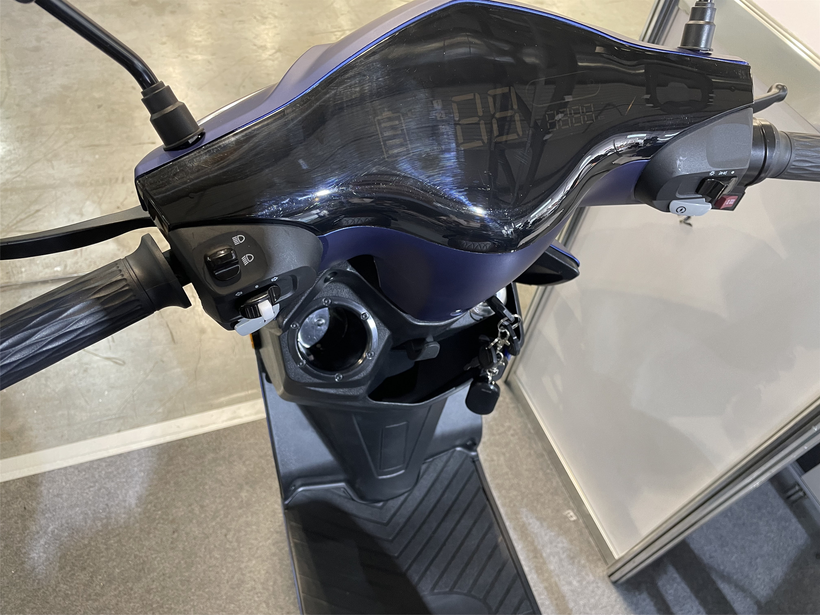 Long Range Electric Moped Bike 48V 800W High Power EEC Electric Scooter