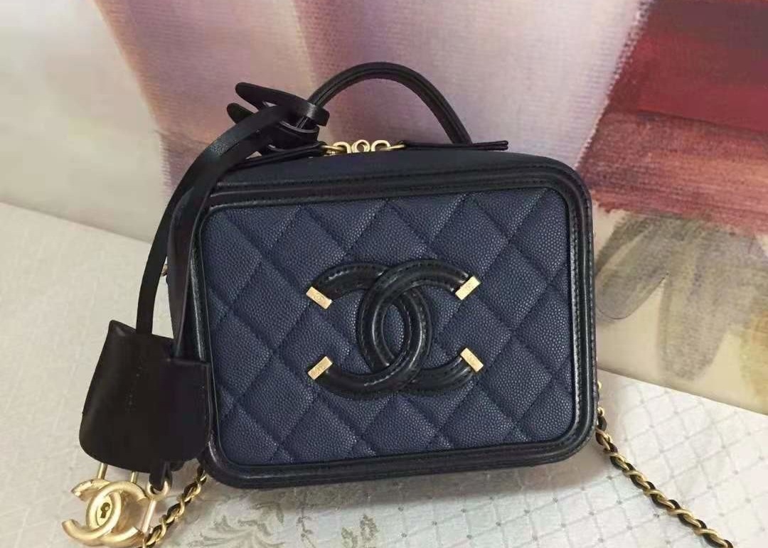 Caviar Skin Womens Luxury Handbag , 17cm Cowhide Shoulder Bag