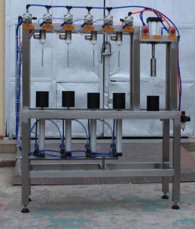 Fast Ss Beer Can Filling Machine For Beverage / Tin Can 3 Years Warranty