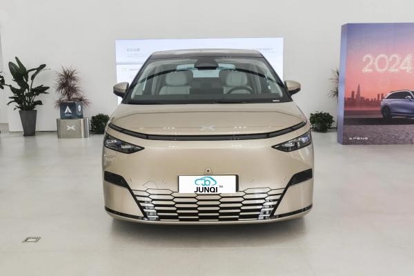 New Style Xpeng X9 Car 702 Super Long Range PRO Max Chinese New Luxury Brand