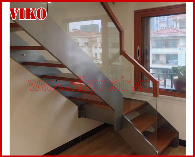 Double Steel Plate Staircase VK21S Railing tempered glass, Handrail b eech Stringer,carbon s