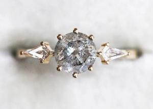 Quality 0.8ct Lab Grown Diamond Engagement Rings , 9k Gold Wedding Ring ODM OEM wholesale