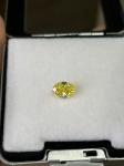 1.37 Carat Oval Cut HPHT VS CVD Diamonds Fancy Vivid Yellow