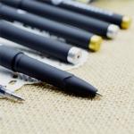 Gel pen,Promotional gel-ink pen with cap, Black rubber gel-ink pen