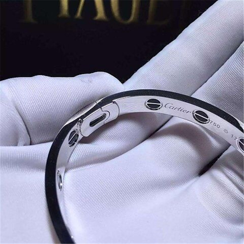 C love bracelet 18k gold white gold yellow gold rose gold diamond bracelet Jewelry factory in Shenzhen, China