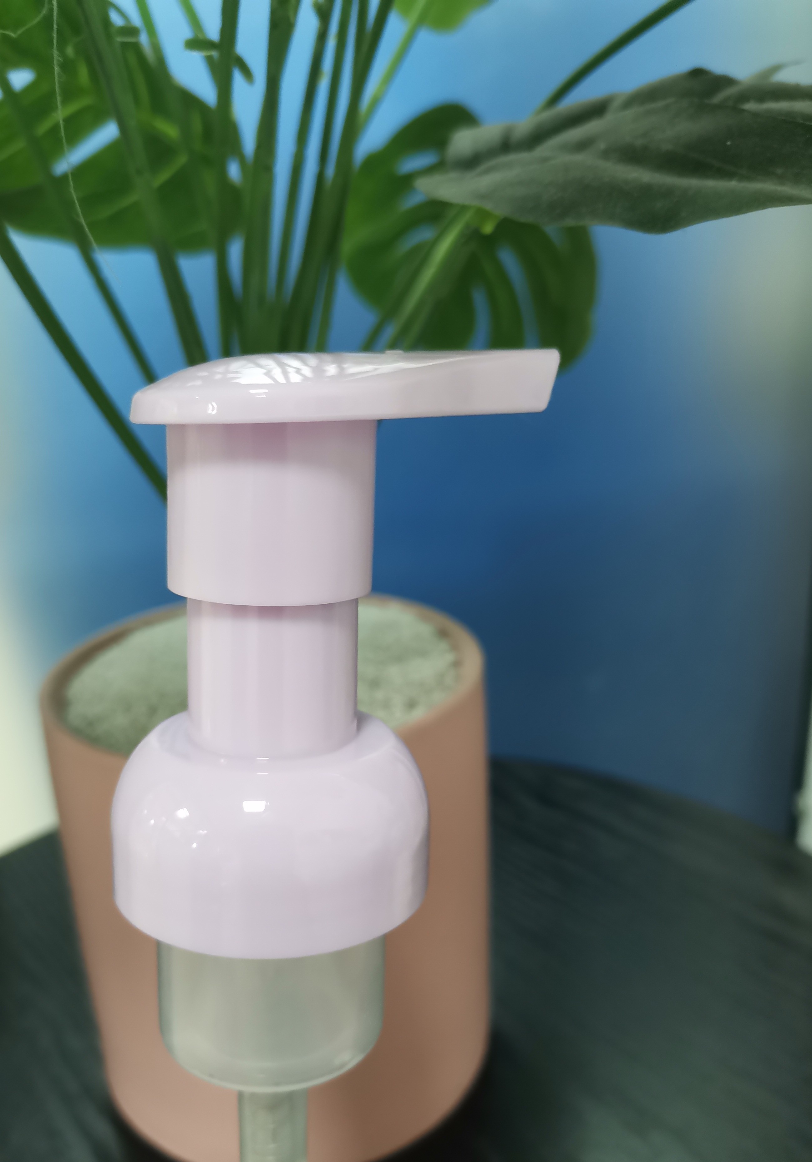 Office Hand Lotion Dispenser with Foam Pump Dispensing System