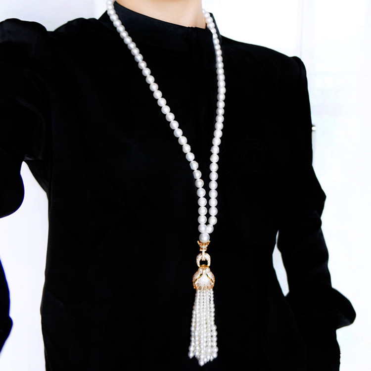 Round Shell Pearl Necklace with Cubic Zirconia Tassel Charm Gold Plated (SN702142)