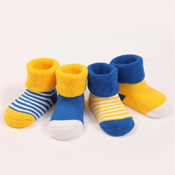 Colorful fashion knitted terry supersoft eco-friendly lovely cotton socks for