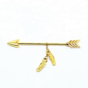 Quality Gold plated arrow industrial piercing bars with feather dangle wholesale