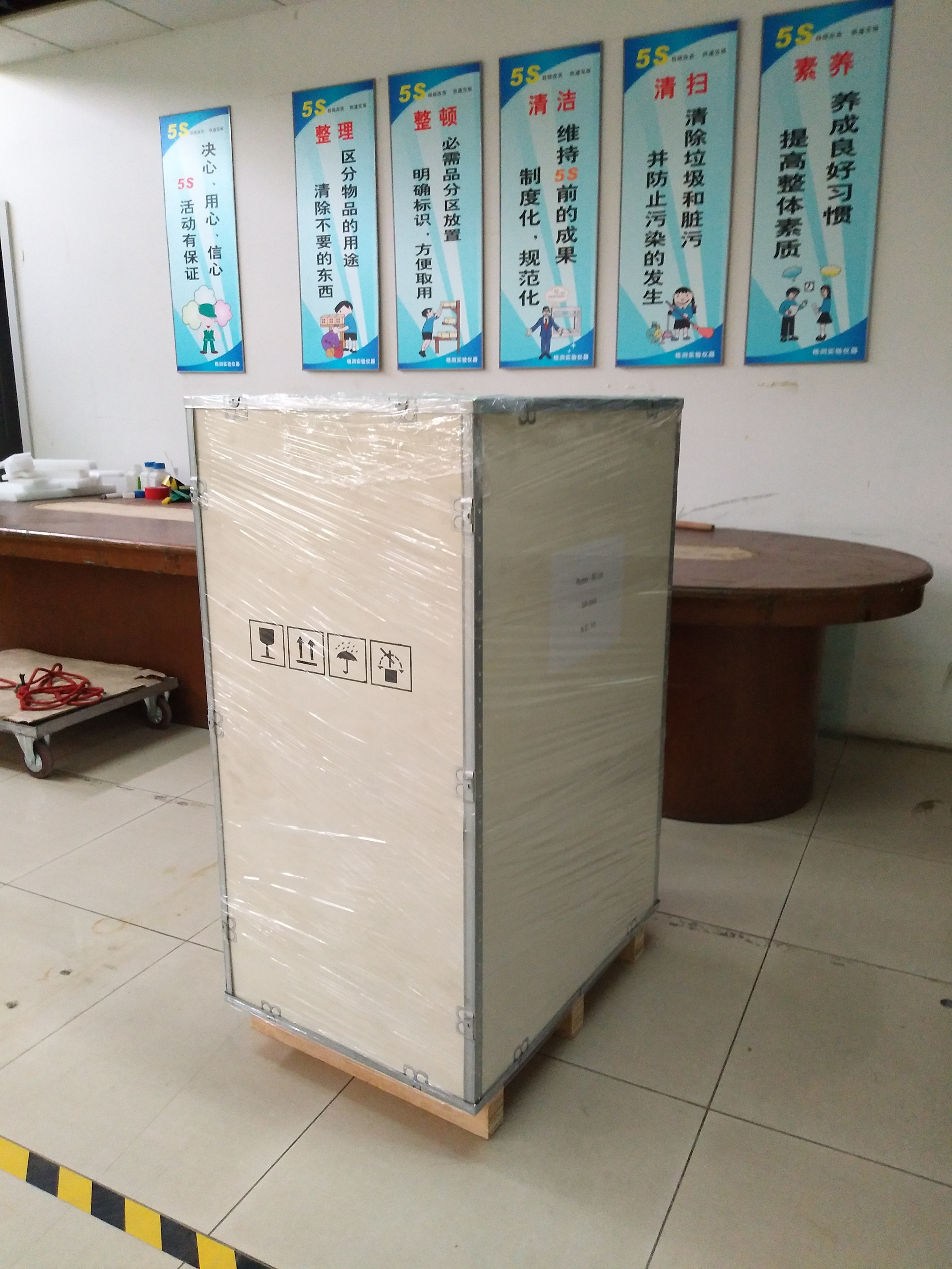 Portable Flame Water HHO Hydrogen Welding Machine with 220/110V 50/60Hz Power Supply