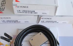 Quality 2.43lb Fiber Optic Laser Sensor Lr-Zb250an Original Keyence Factory Packing wholesale