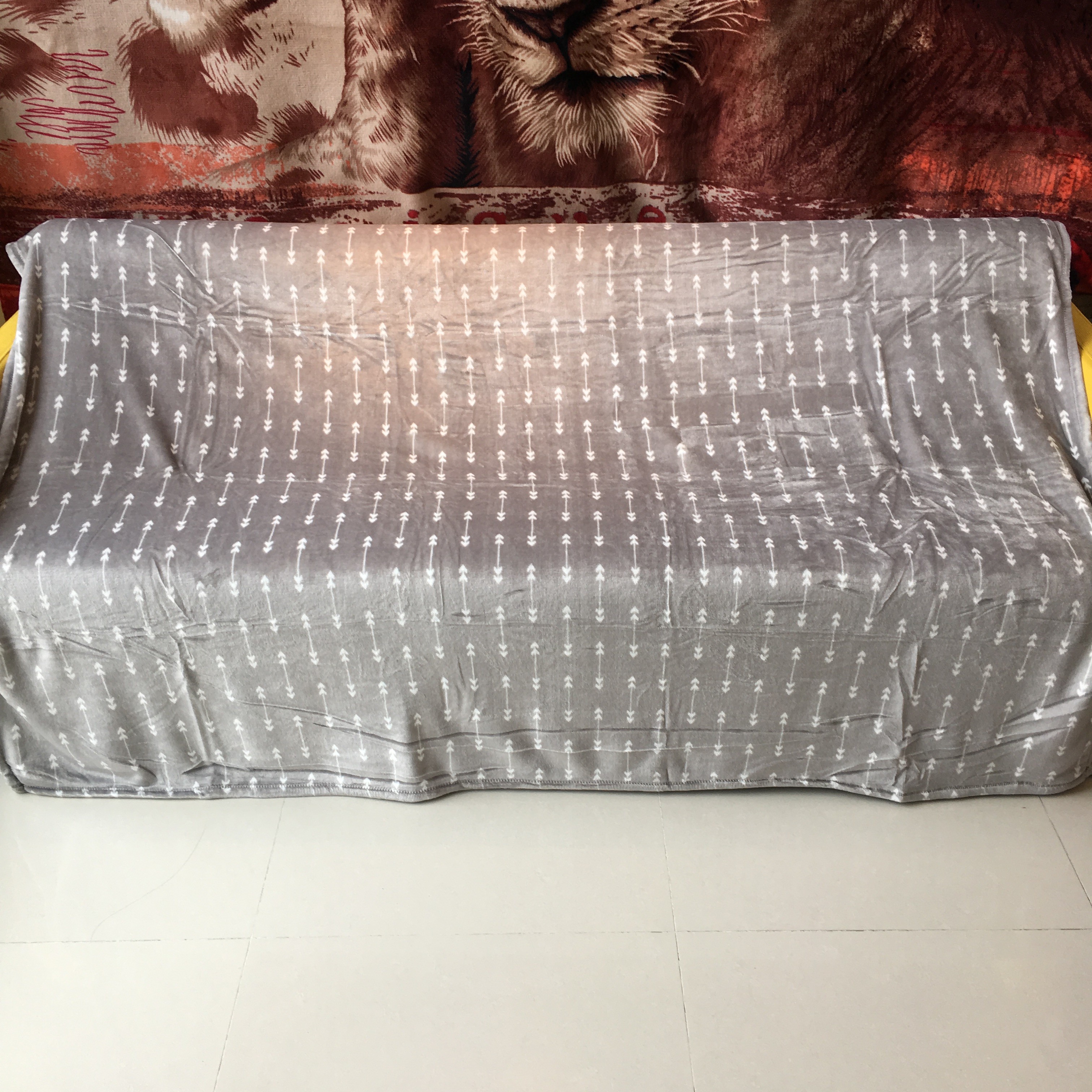 Queen Size / King Size Flannel Fleece Blanket Knitted High Density For Home Textile