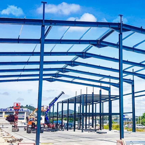 Cheap Weather Resistant Steel Structure Farm Shed , Industrial Custom Steel Frame Barn for sale
