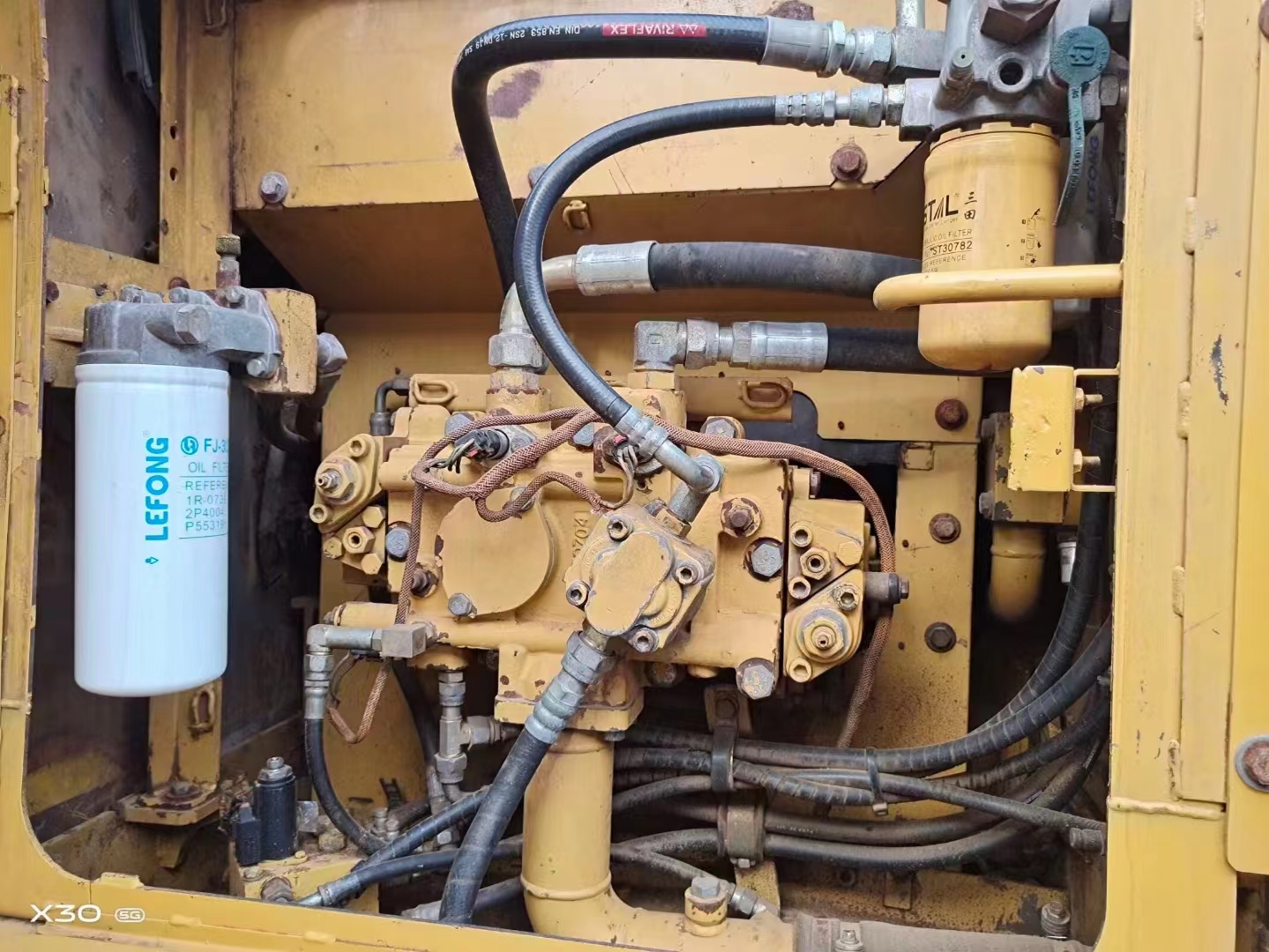 1m3 Bucket Capacity Original Engine 20 Ton Diesel Cat Caterpillar Used 320D Cat Excavator