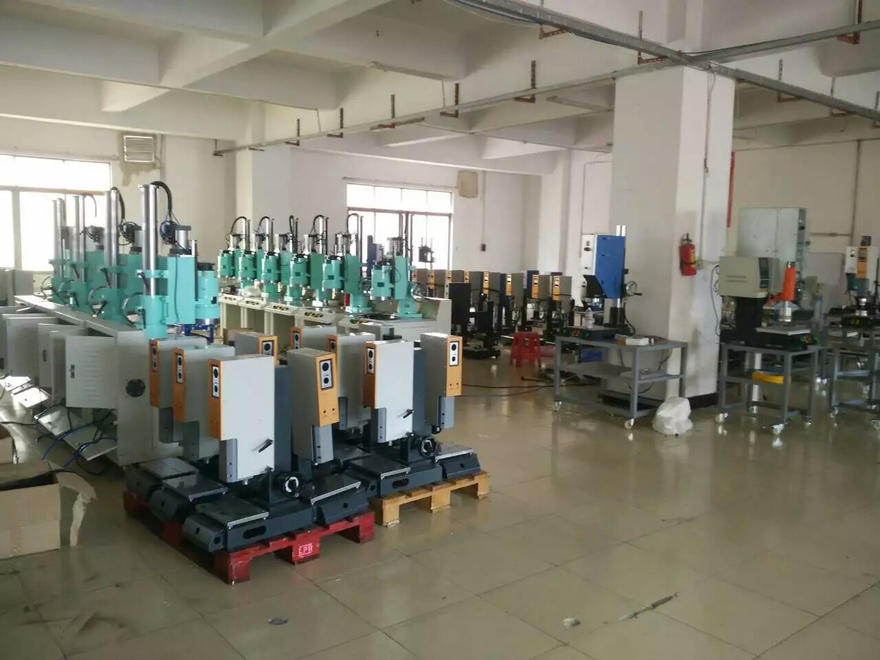 DIY ultrasonic plastic welding / Metal vs. Plastic Ultrasonic Welding