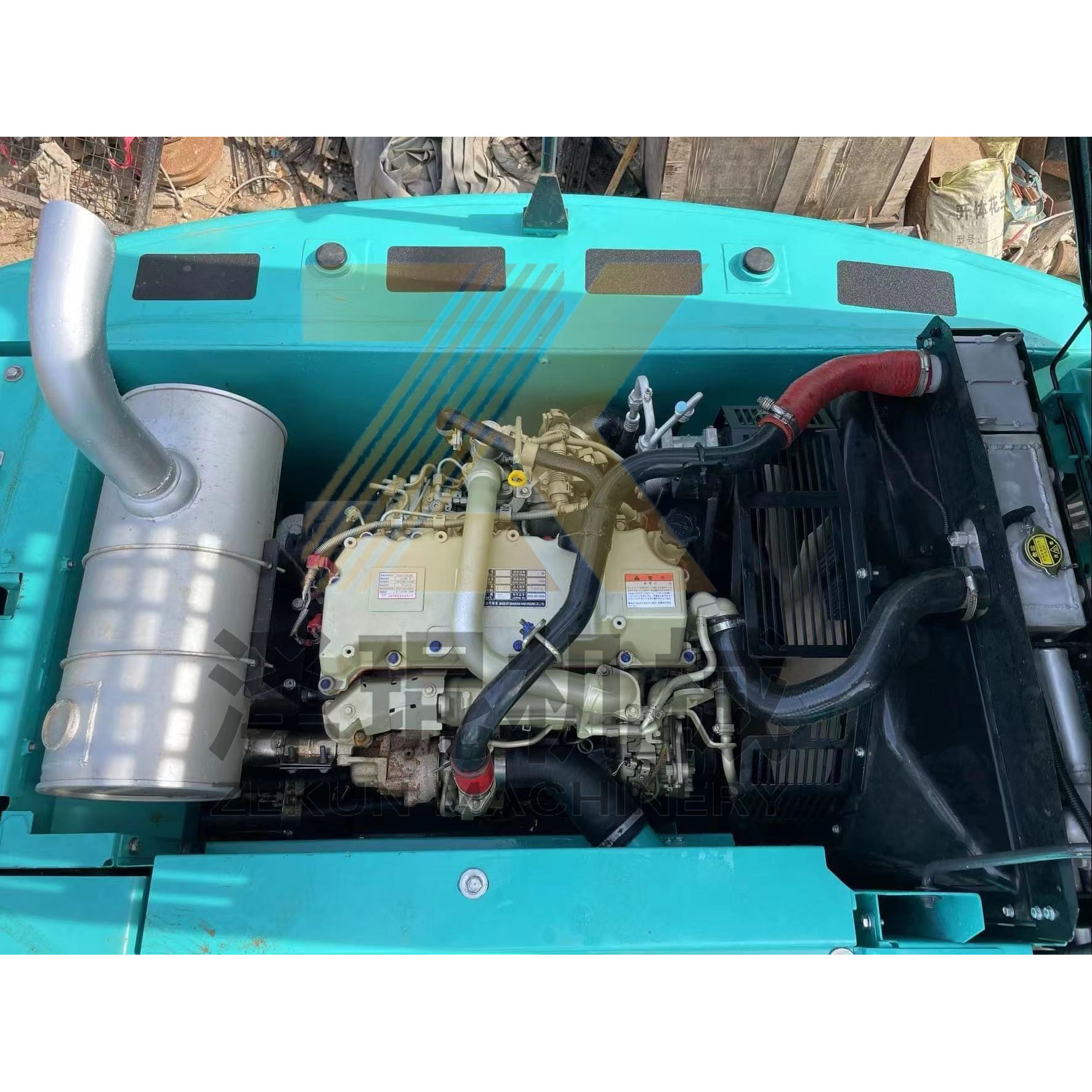 Good Used Kobelco SK200-8 Excavator 114KW with Hydraulic Pump