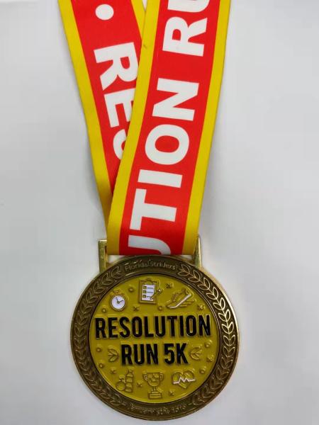Goldplating Zinc Alloy Medal , 5k Running Medals 2.5mm Thickness