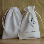 Lightweight 8oz Packaging Drawstring Bag White Color Black Logo Printing