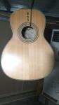 acoustic guitar 00 solid spruce parlor acoustic guitar OOO body maroon color