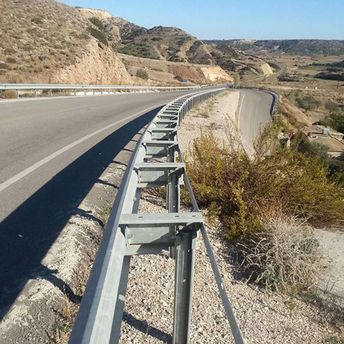 Hot Dipped Galvanized Steel Highway Guardrail Sigma Post with Straight Barrier Design