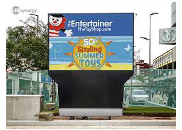 High Resolution Outdoor LED Displays 10mm RGB Real Pixels For Landmarks /