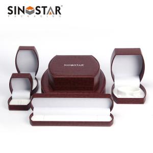 Quality Jewelry Storage Plastic Jewelry Box with Rectangle Shape Featuring Removable Tray wholesale