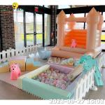 Orange Inflatable Bouncer Soft Play Equipment Outdoor Playground Toys Soft Play