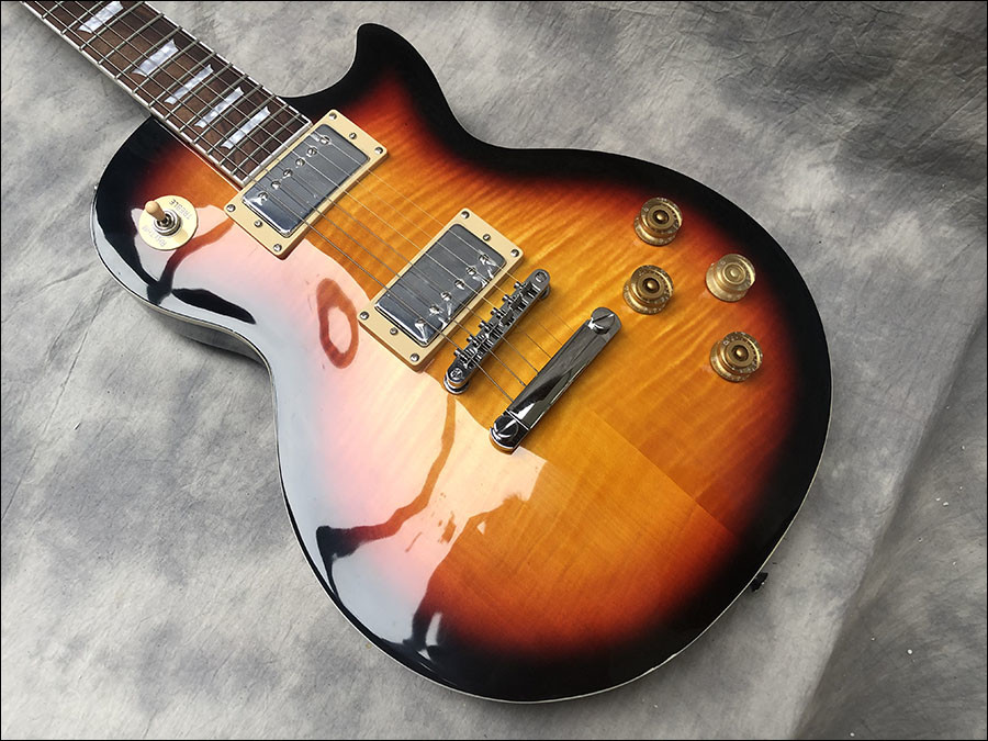 2019 High quality white electric guitar,Mahogany body With Flamed Maple Top,Chrome Hardware,free shipping