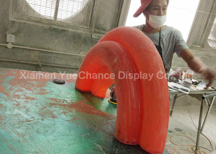 OEM / ODM Transparent Decoration Red Color Crystal Resin Rainbow Sculpture