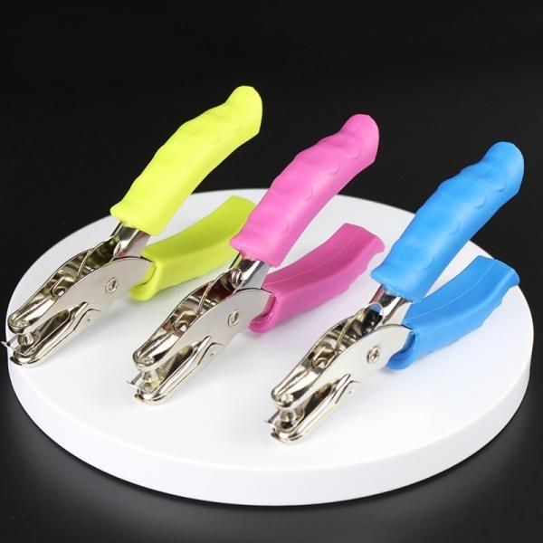 Green Hand Held Hole Punch for DIY Card No. of Holes 1 6mm Circle Metal Paper
