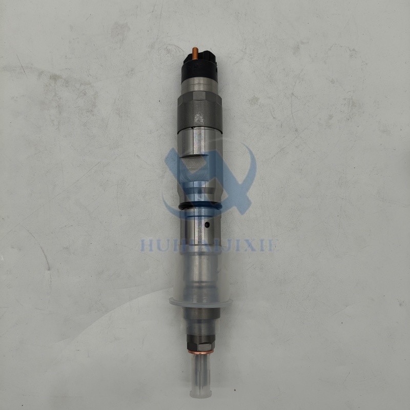 Common Rail Fuel Injector 04902825 0445120064 For Bosch Deutz D8K Engine Injector